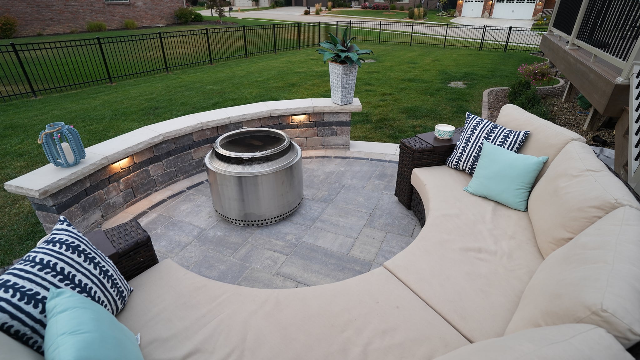 outdoor-patio-with-couch-and-firepit